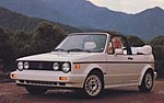 Klicke auf die Grafik für eine vergrößerte Ansicht

Name: vw_cabriolet_boutique_white_1989.jpg
Ansichten: 121
Größe: 73,6 KB
ID: 1617729